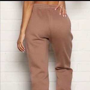 FashionNova; Legacy Active Jogger; Color: Taupe (L) NEVER WORN perfect condition